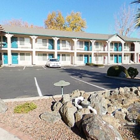 Cloverdale Wine Country Inn & Suites Exteriör bild