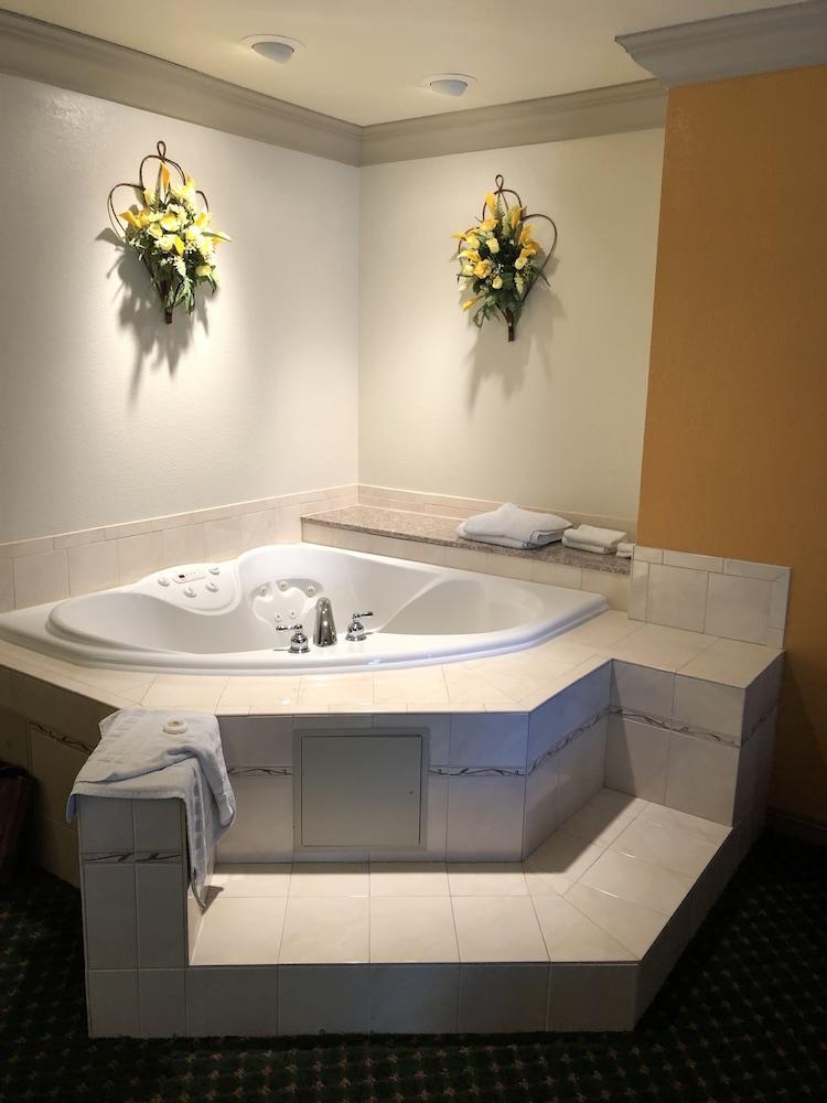 Cloverdale Wine Country Inn & Suites Exteriör bild