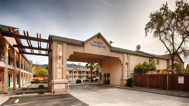 Cloverdale Wine Country Inn & Suites Exteriör bild